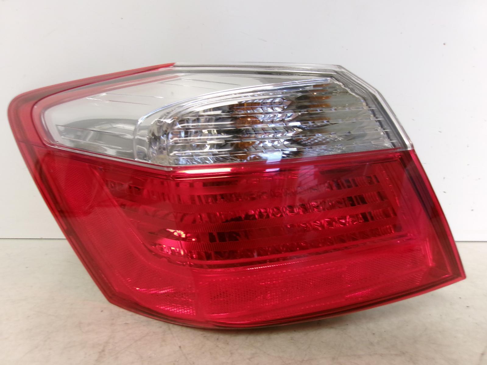 2013 2014 2015 Honda Accord Driver Lh Outer Incandescent Tail Light OEM - 0