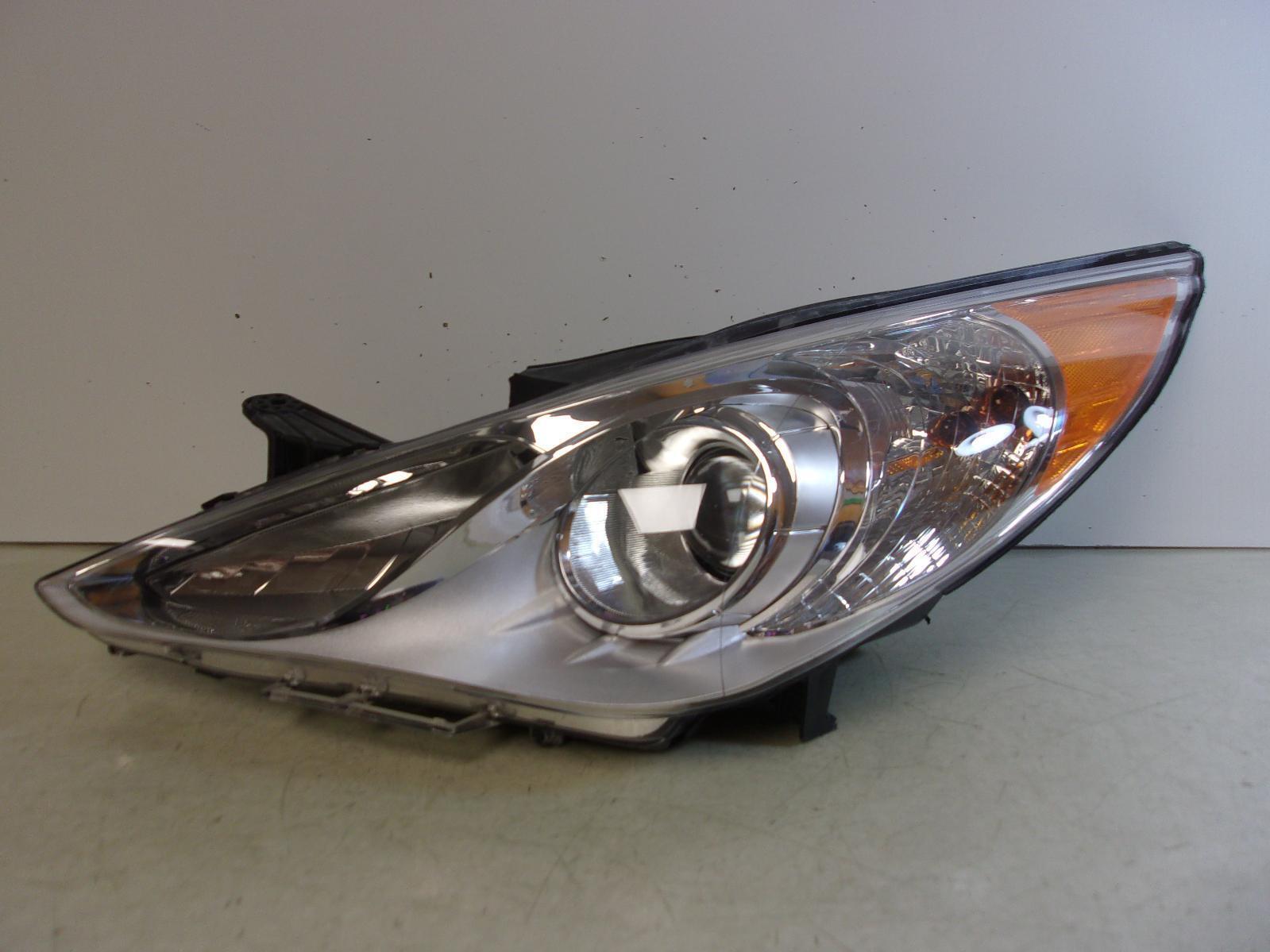 2011 2012 2013 2014 Hyundai Sonata GLS Driver LH Halogen Headlight OEM