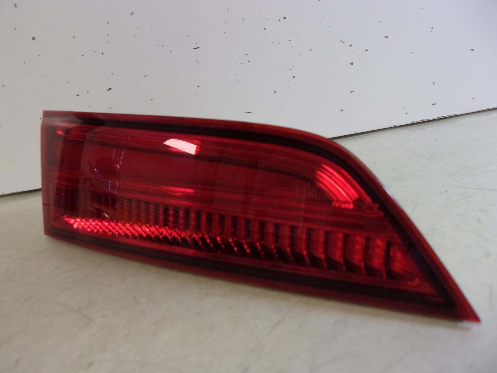 2016 2017 2018 Honda Pilot Driver LH Inner Liftgate Mounted Tail Light OEM