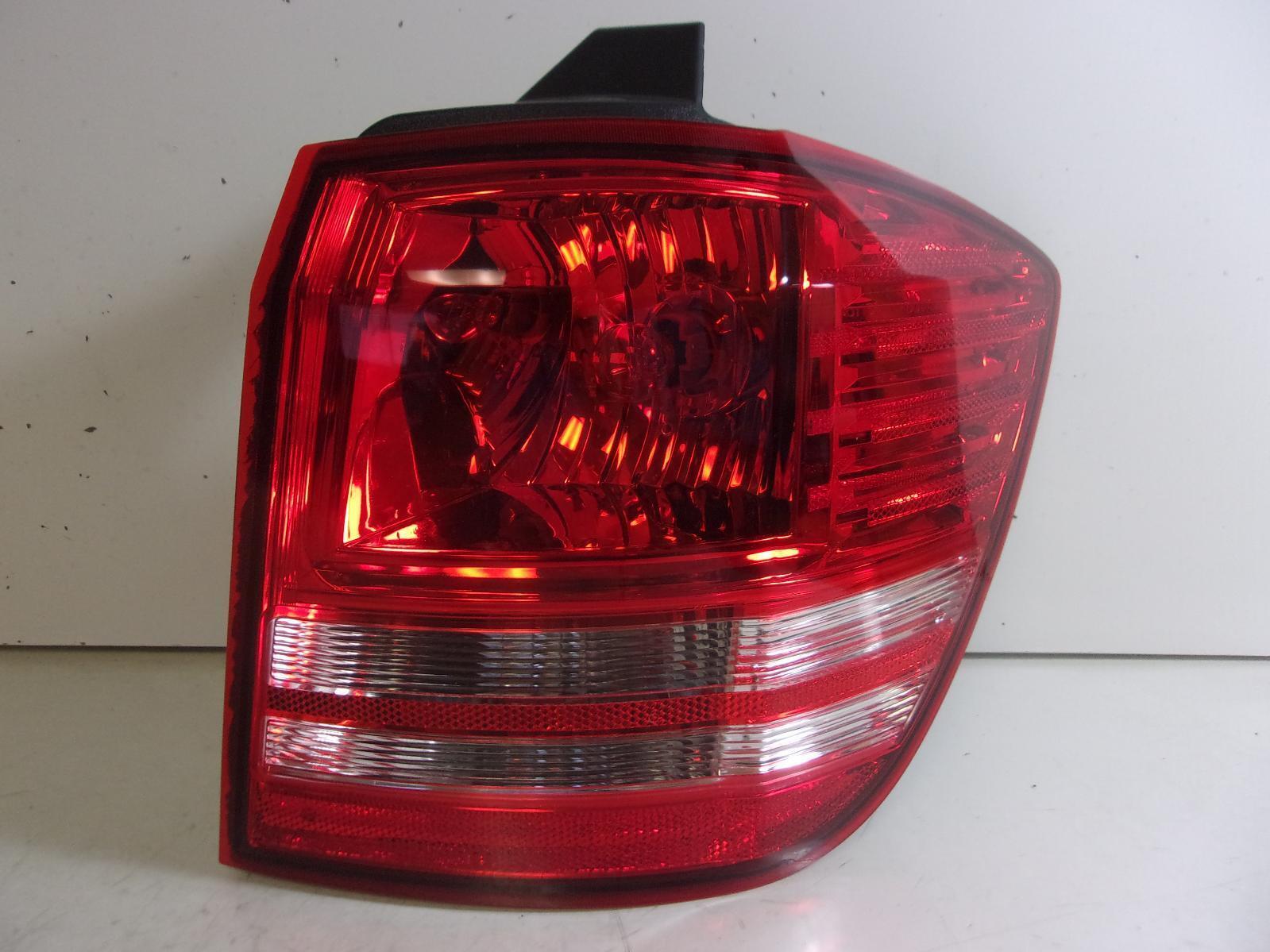 Fits 2014 - 2020 Dodge Journey Passenger Rh Quarter Panel Tail Light By TYC