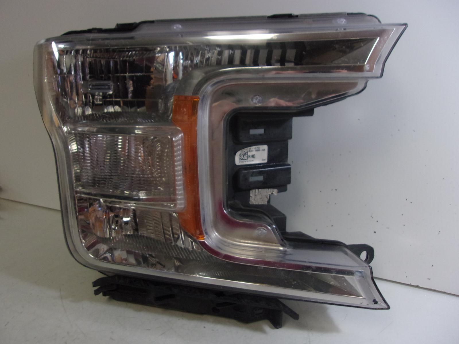 2018 2019 2020 Ford F150 Passenger Rh Halogen Headlight OEM