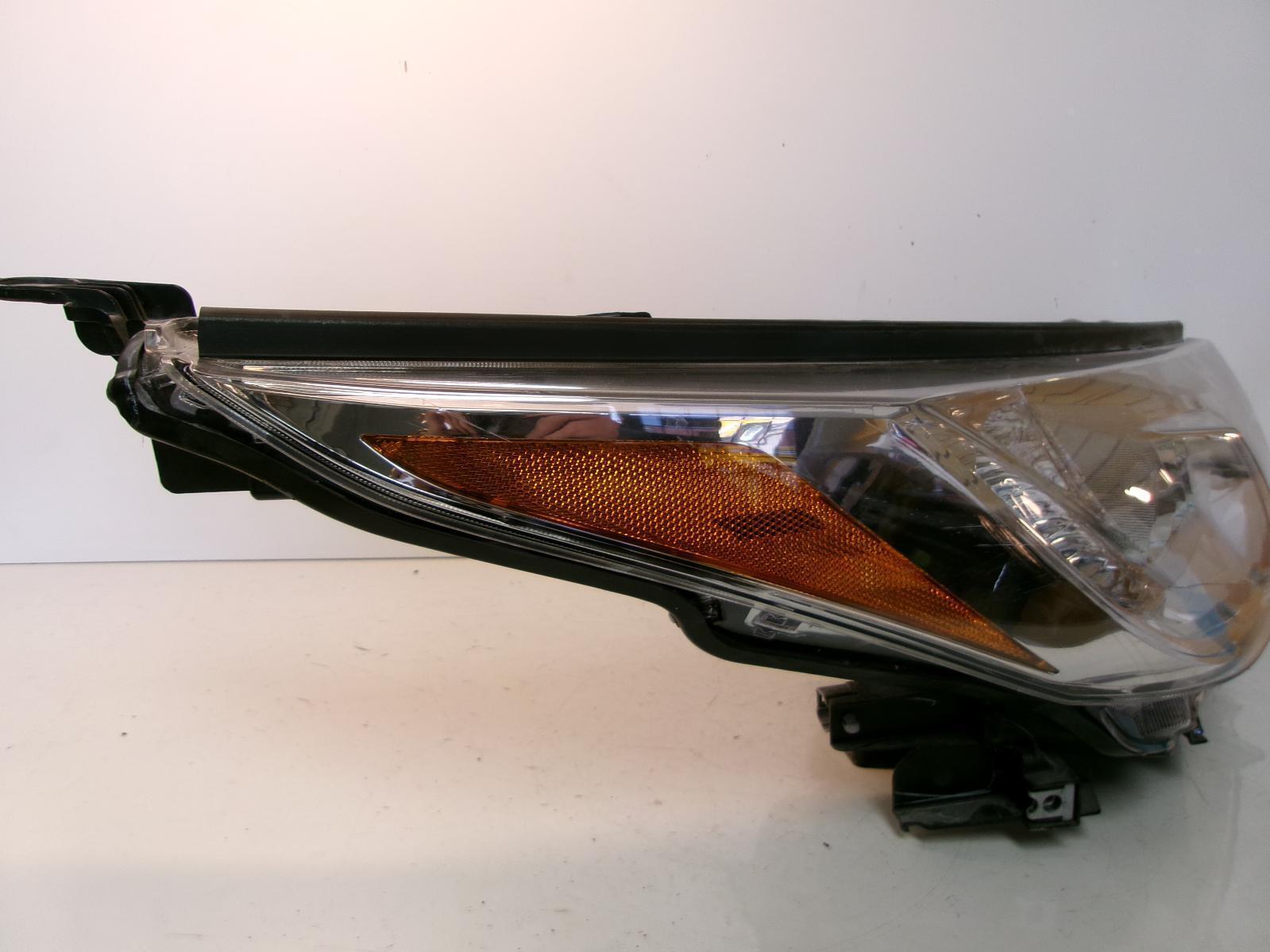 2017 2018 2019 Toyota Highlander Passenger Rh Headlight W/O LED OEM