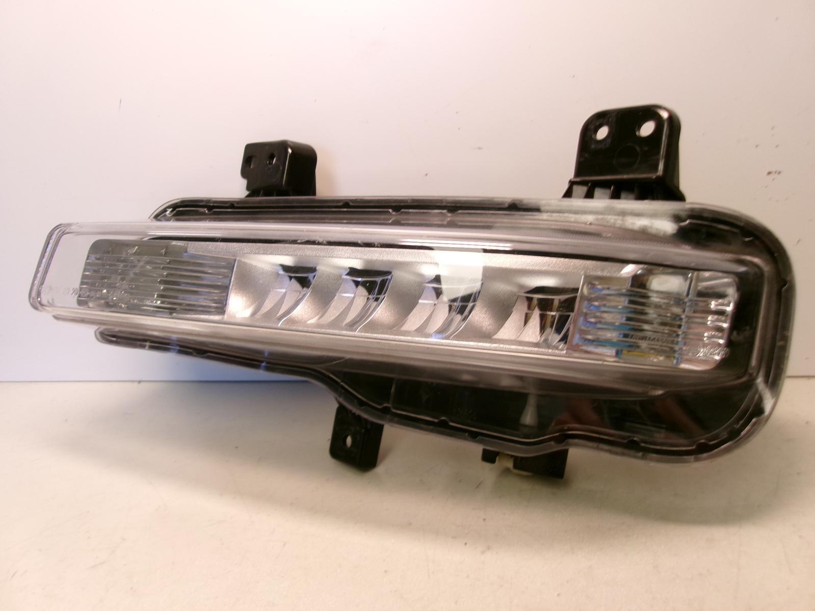 2020 2021 2022 2023 Ford Explorer Driver Lh Led Fog Light OEM