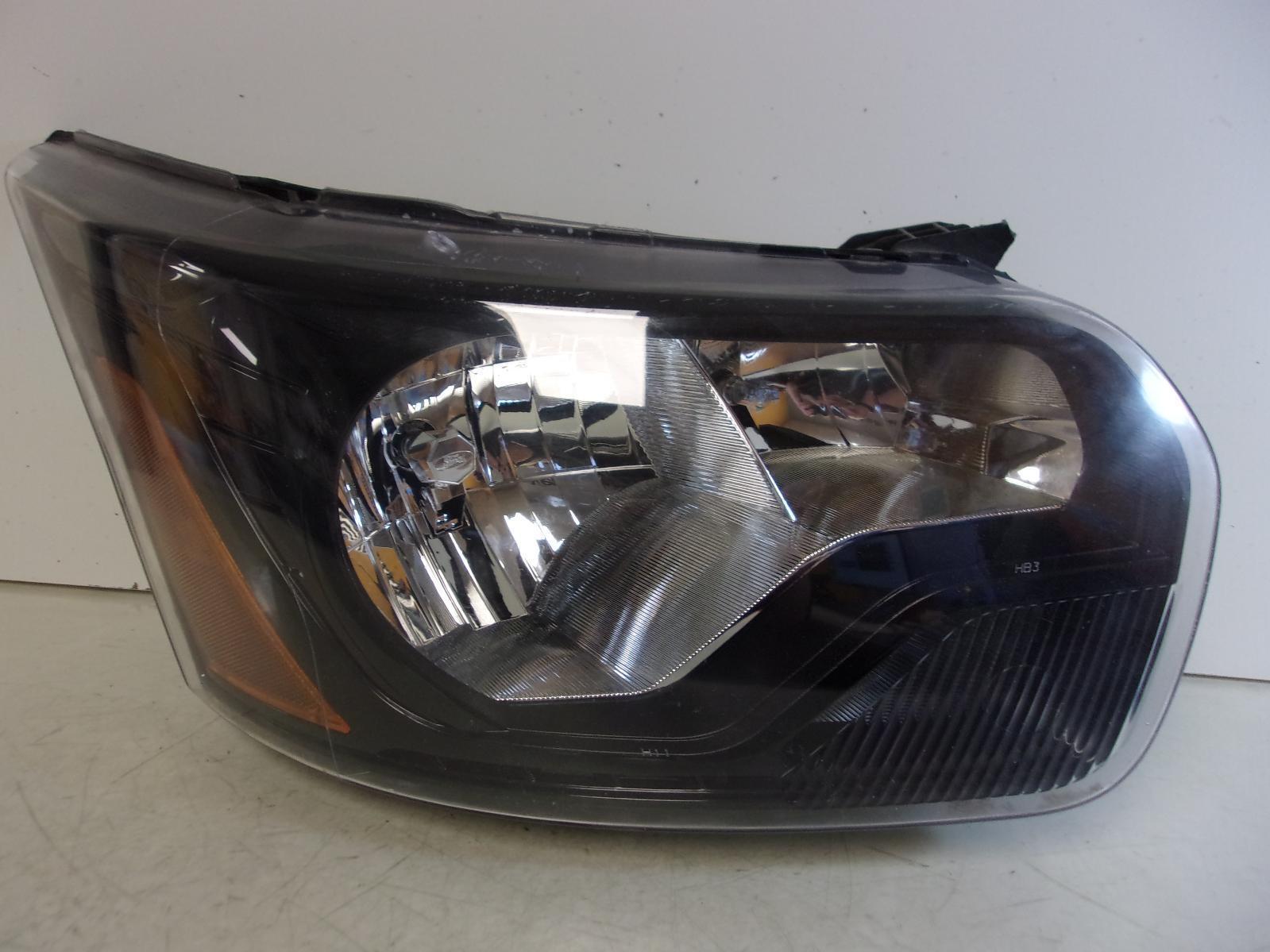 2015 2016 2017 2018 2019 Ford Transit 150 Driver Lh Black Trim Headlight OEM