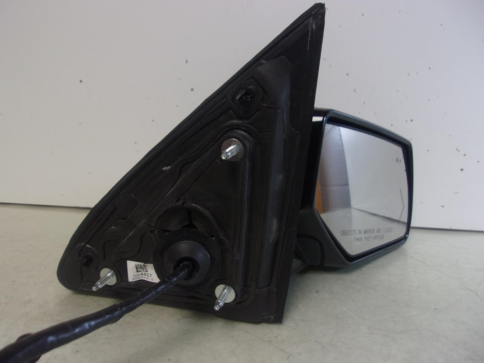 2015 - 2020 Escalade / Suburban / Tahoe / Yukon Passenger RH Door Mirror OEM