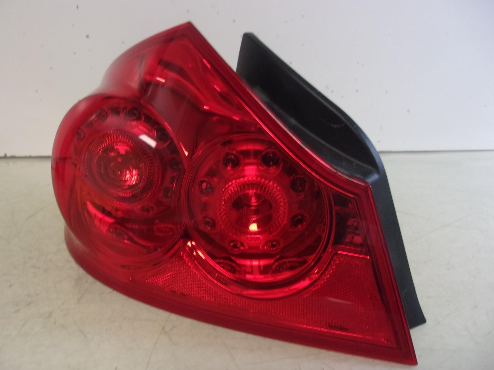 07-08 Infiniti G35 / 09-13 G37 / 11-12 G25 / 2015 Q40 Driver LH Tail Light OEM