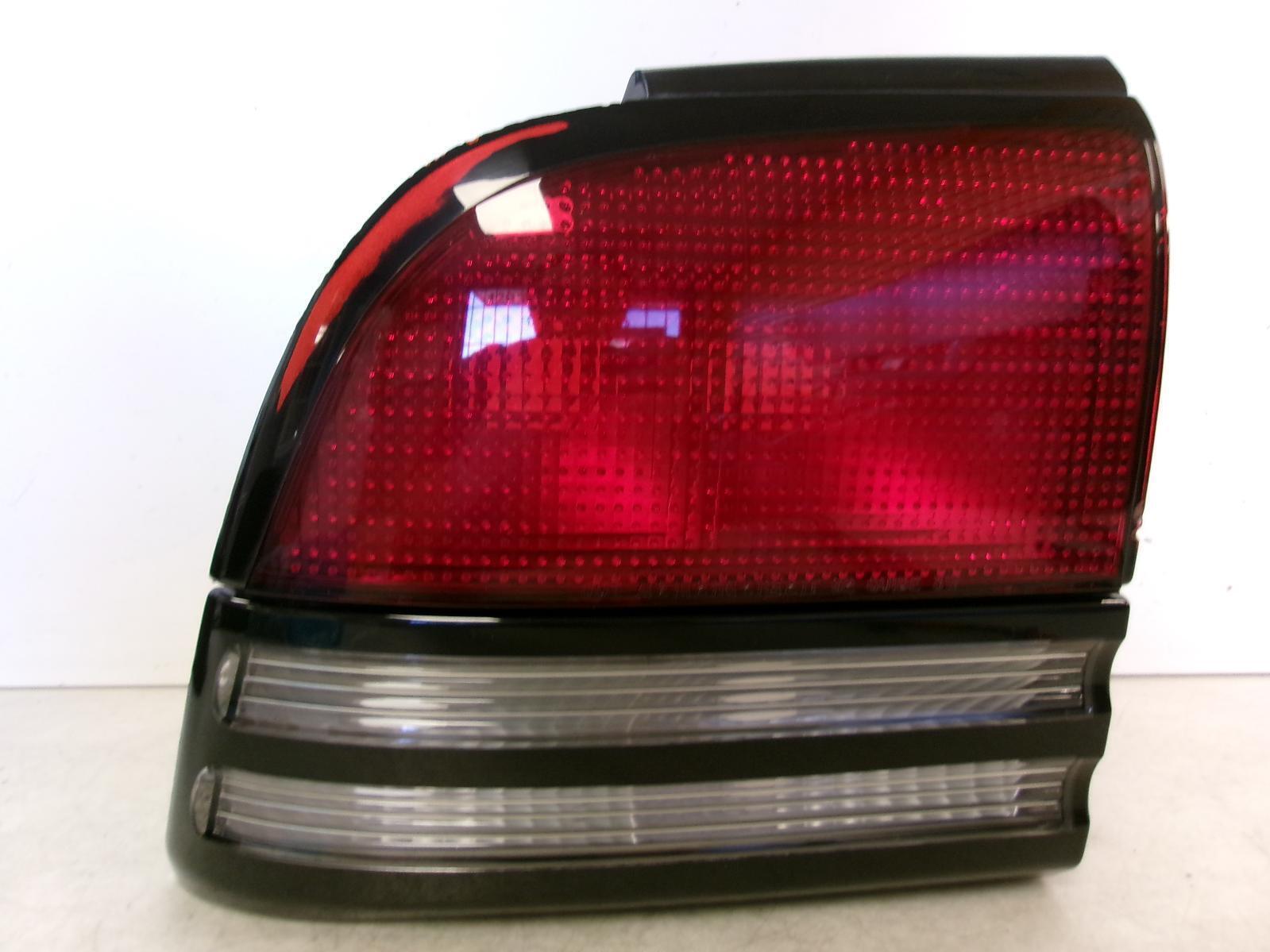 1992 1993 1994 1995 1996 Oldsmobile Cutlass Driver Lh Outer Tail Light OEM