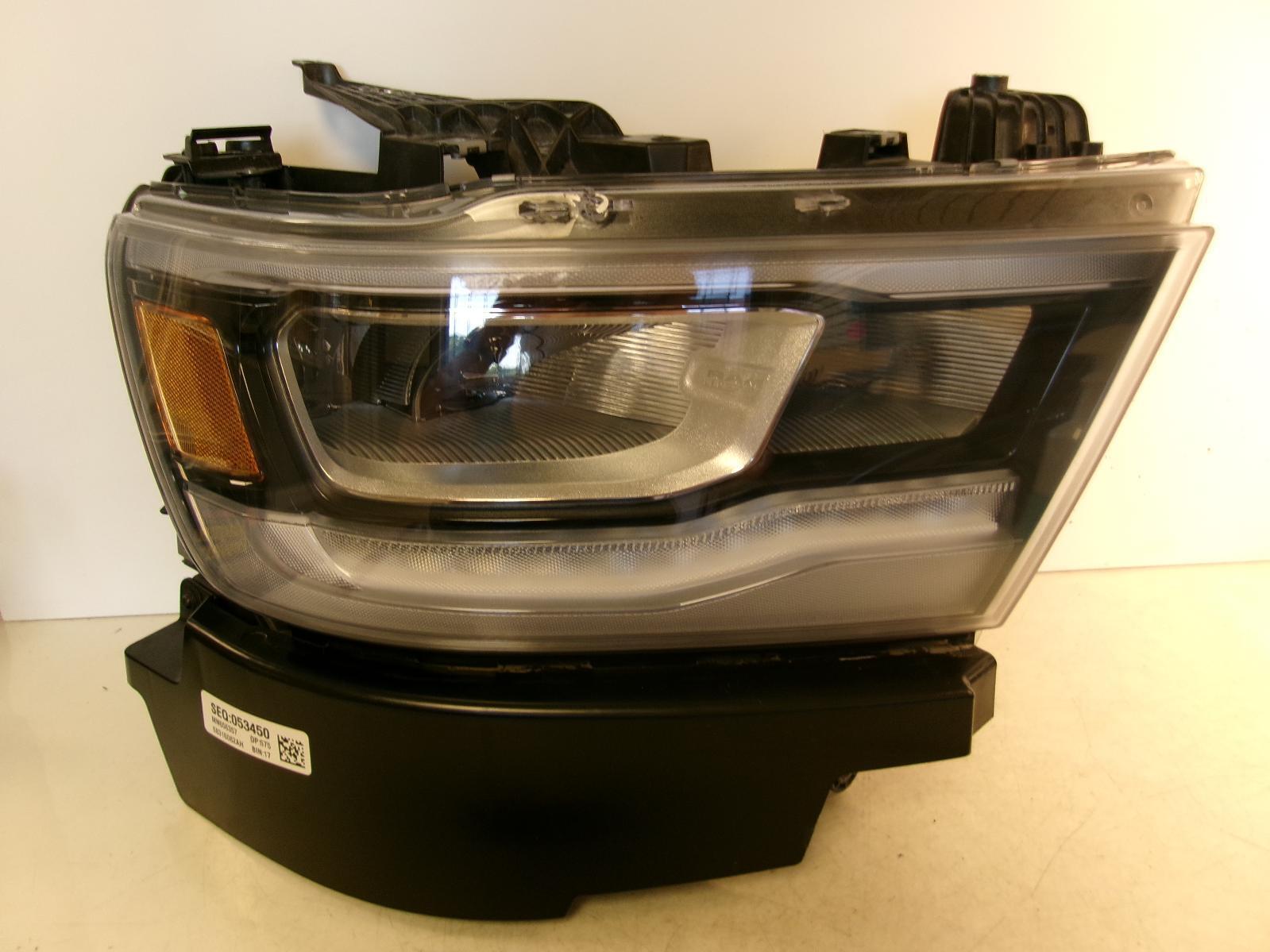 2019 2020 Dodge Ram 1500 Passenger Rh Chrome Reflector Led Headlight OEM