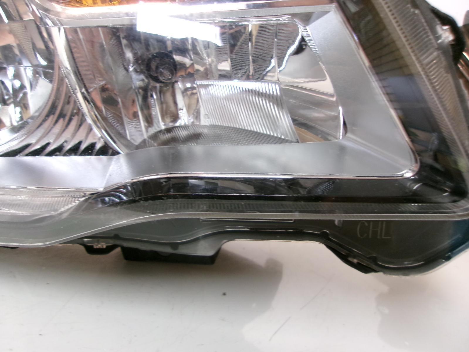 2017 2018 Subaru Forester Passenger Rh Halogen Headlight OEM