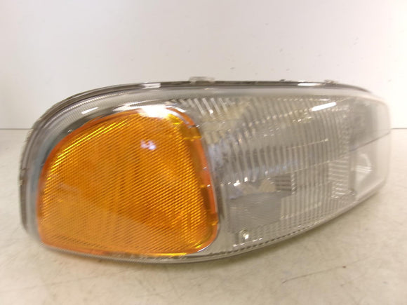 2000 - 2006 GMC Yukon Sierra Yukon XL Passenger Rh Halogen Headlight OEM