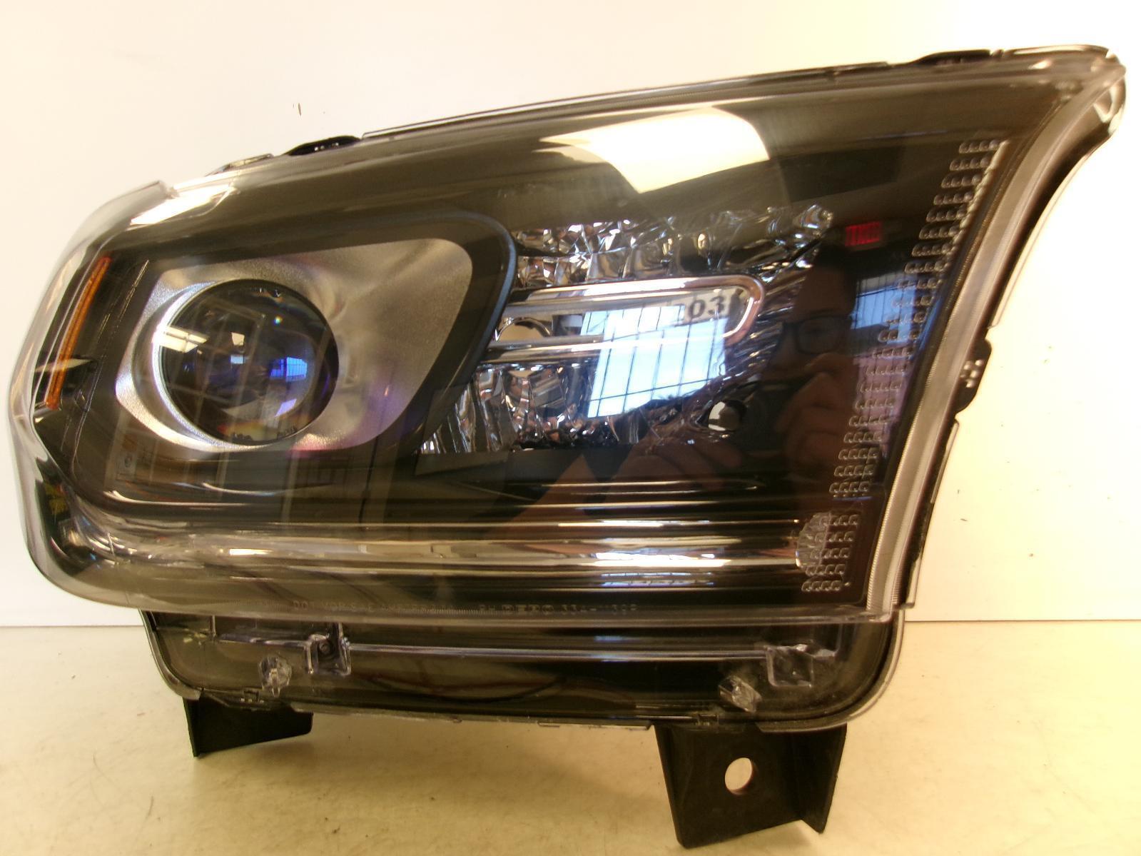 Fits 2014 - 2020 Dodge Durango Passenger Rh Black Halogen Headlight W/o Led DEPO