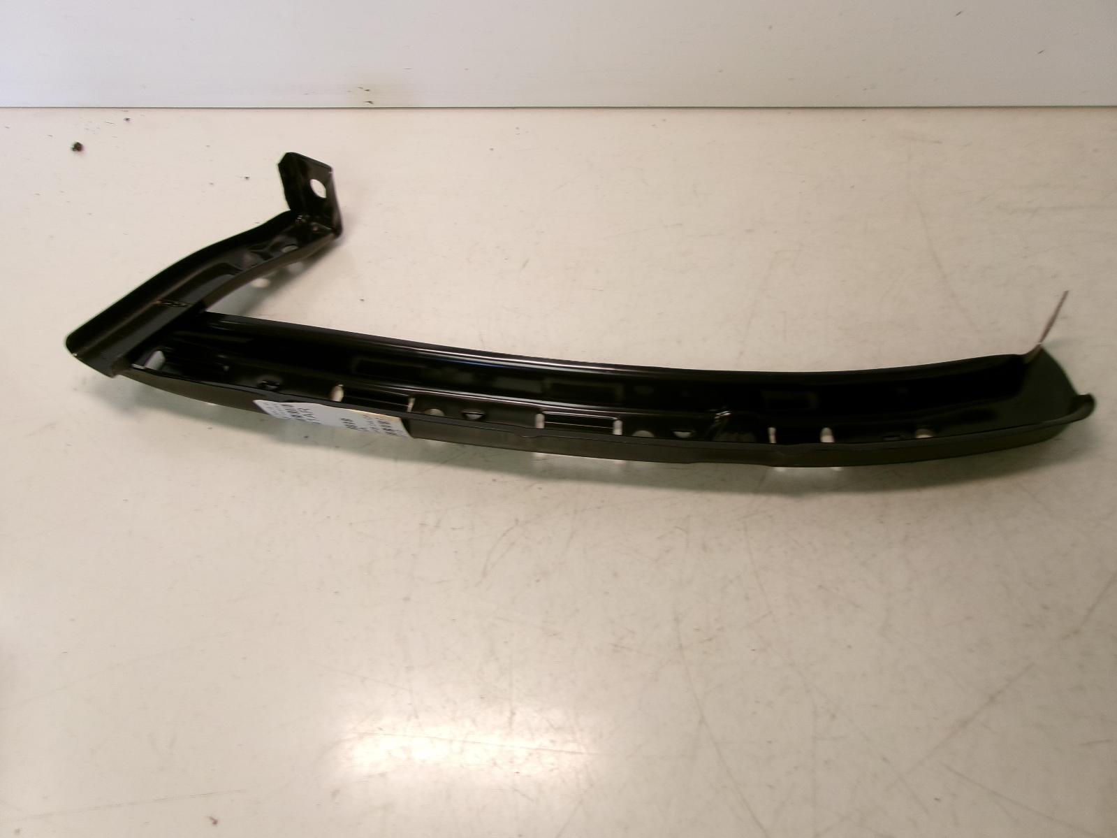 Fits 2004 2005 Honda Civic Passenger Rh Bumper Filler Panel - 0