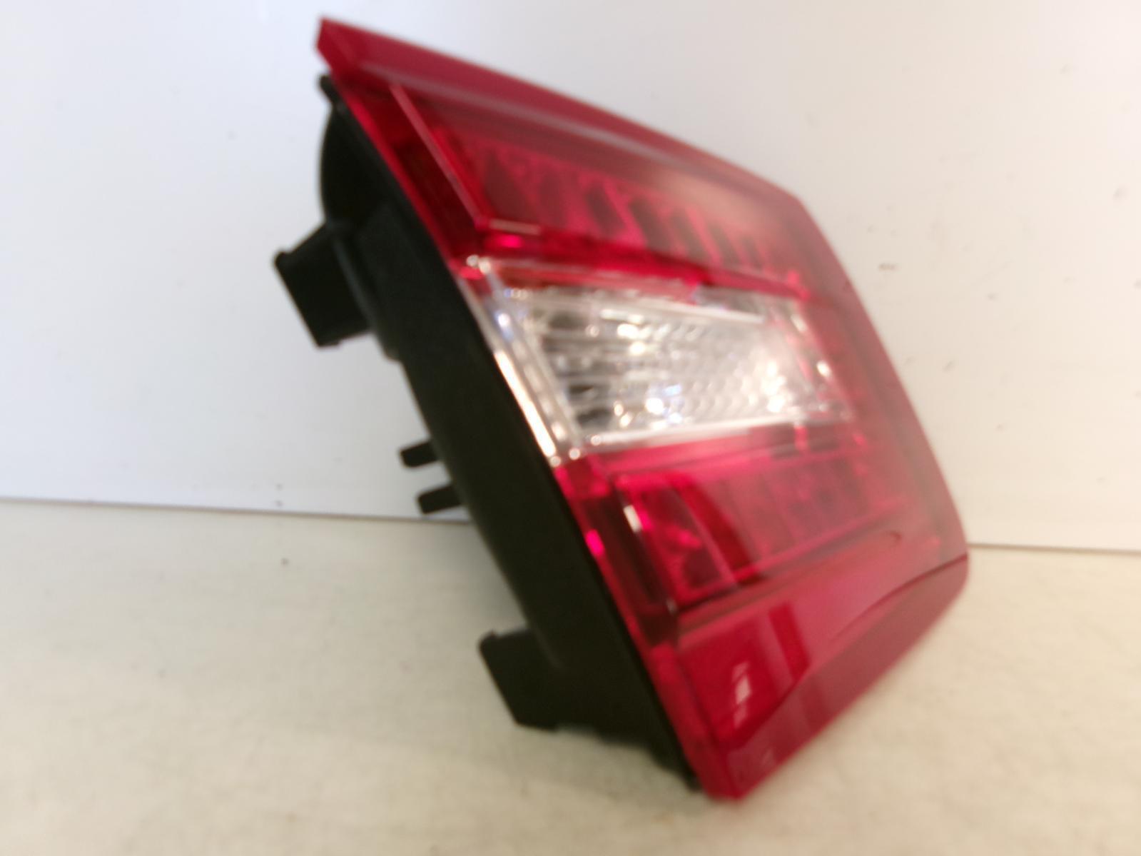 Fits 2012 Mercedes Benz E class Inner Led Tail Light - CAPA