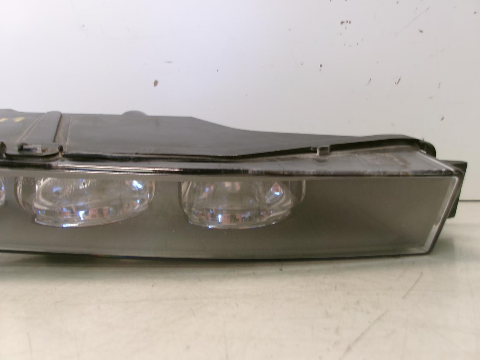 2016 2017  Bmw 740i Passenger Rh Led Fog Light OEM