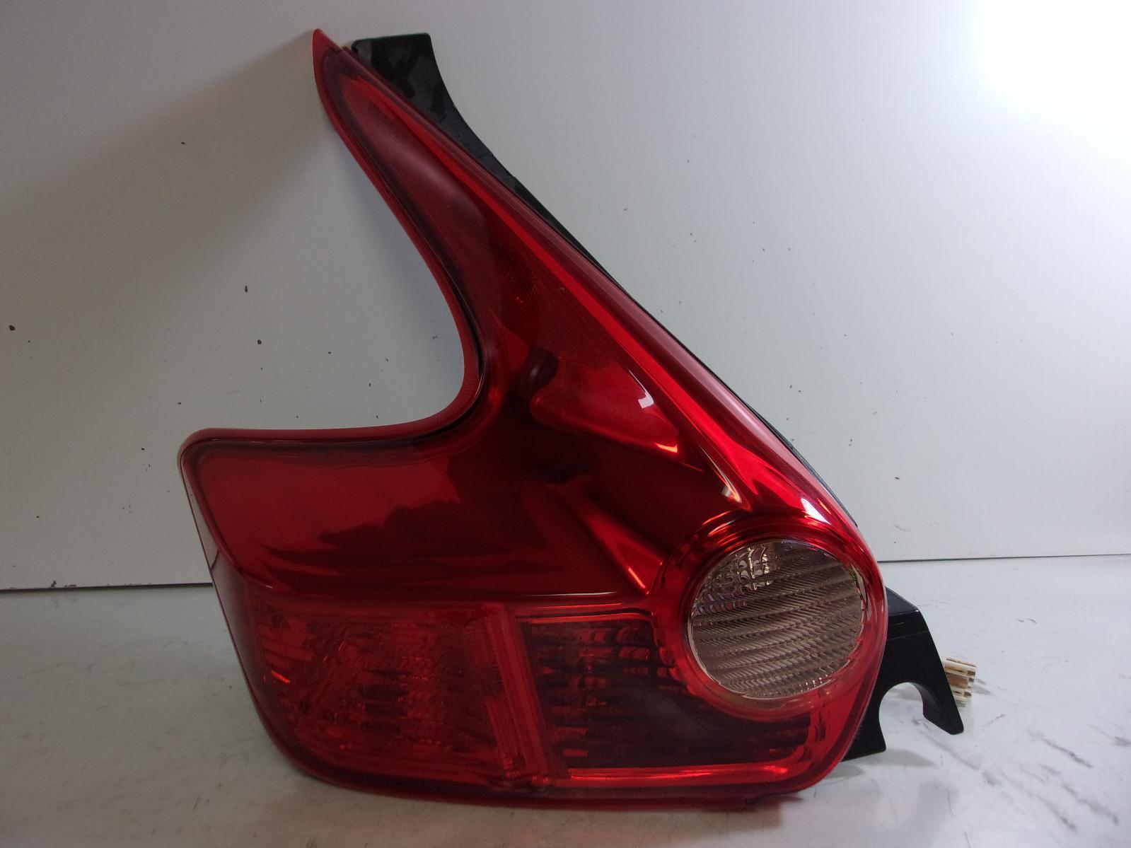 2011 2012 2013 2014 Nissan Juke Driver Lh Quarter Panel Tail Light OEM