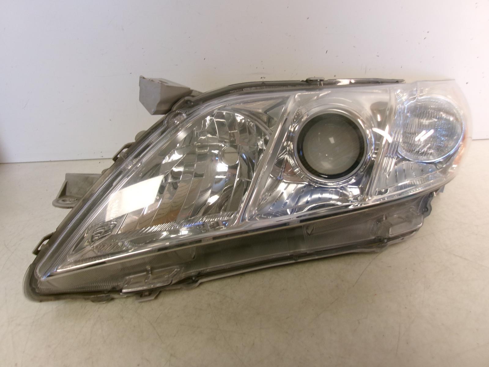 2009 Toyota Camry Driver Lh Halogen Chrome Trim Headlight OEM