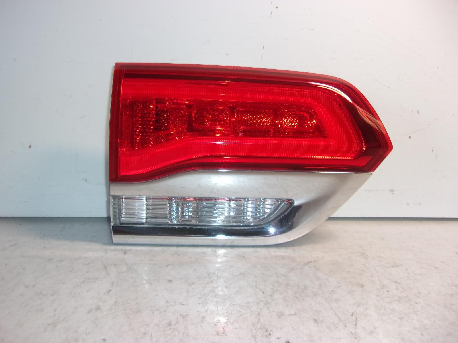 2016 - 2021 Jeep Grand Cherokee Lh Driver Inner Chrome Tail Light OEM