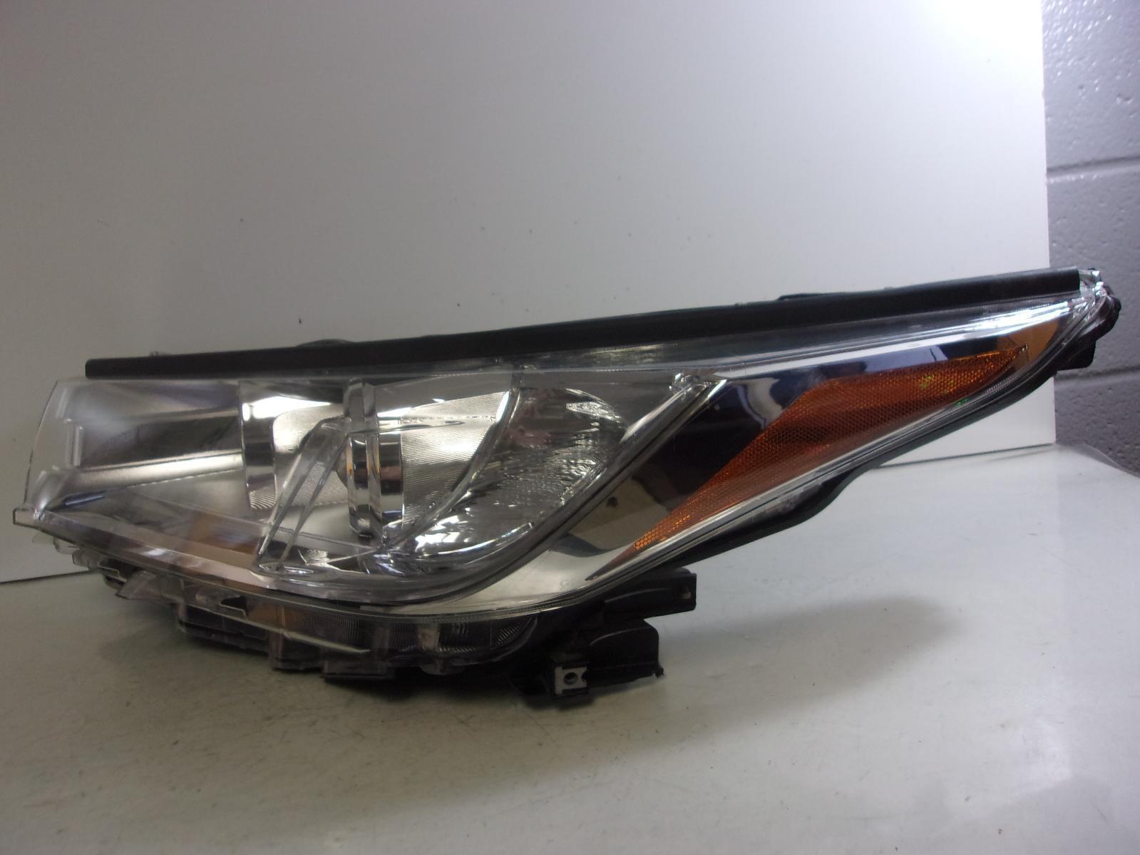 2017 2018 2019 Toyota Highlander Driver Lh Halogen Headlight OEM - 0