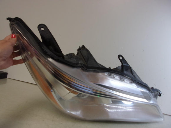 2015 2016 2017 Toyota Camry Passenger Rh Halogen Headlight OEM