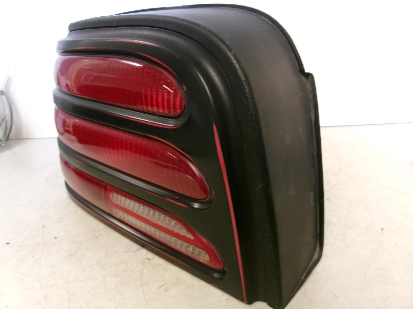 1994 1995 Ford Mustang Driver Lh Outer Tail Light OEM