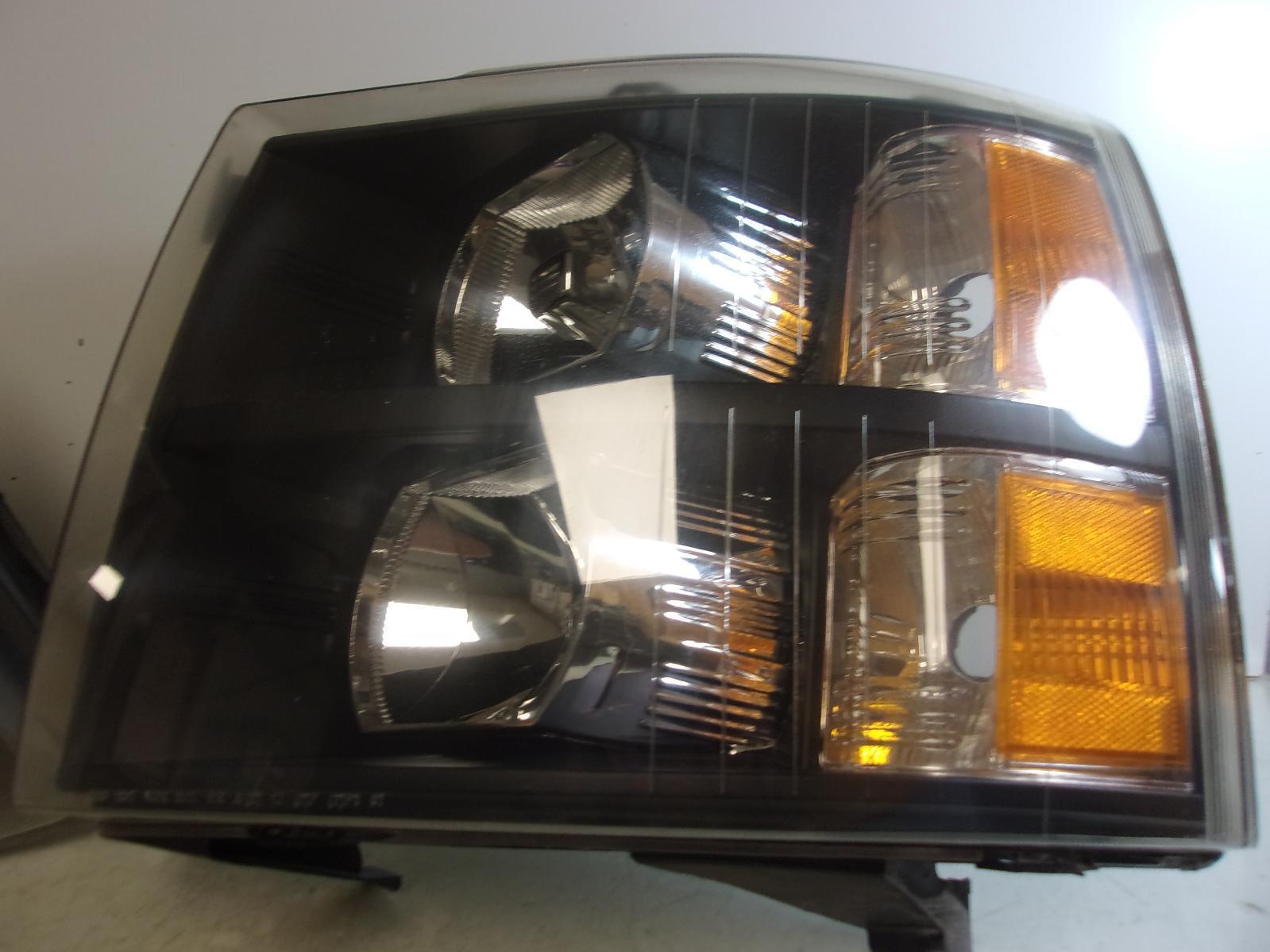 Fits 07-13 Chevrolet Silverado 1500 / 09-14 Silverado 2500 3500 Headlight Set - 0