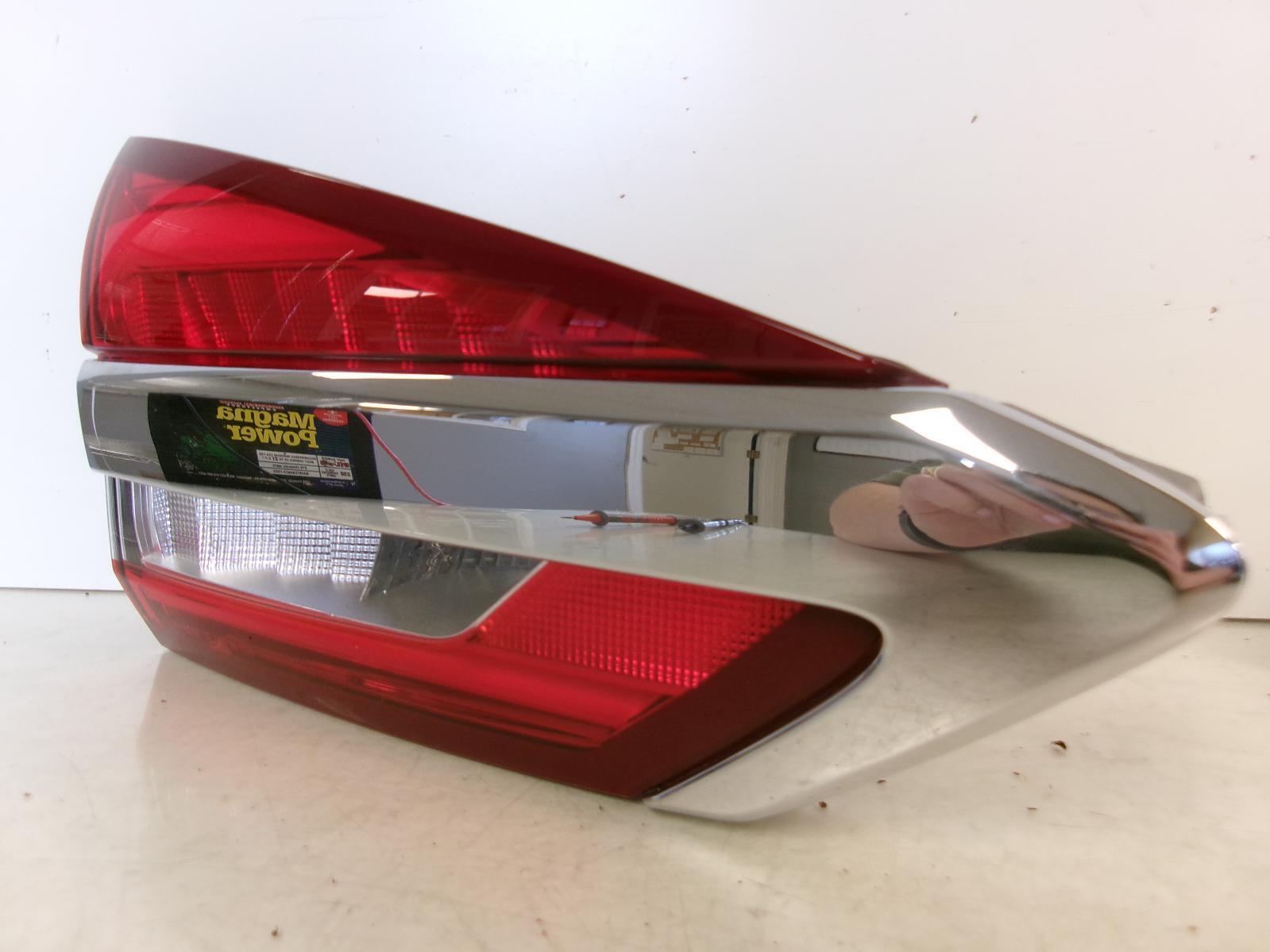 2017 2018 Ford Fusion Driver Lh  Inner Lid Tail Light OEM