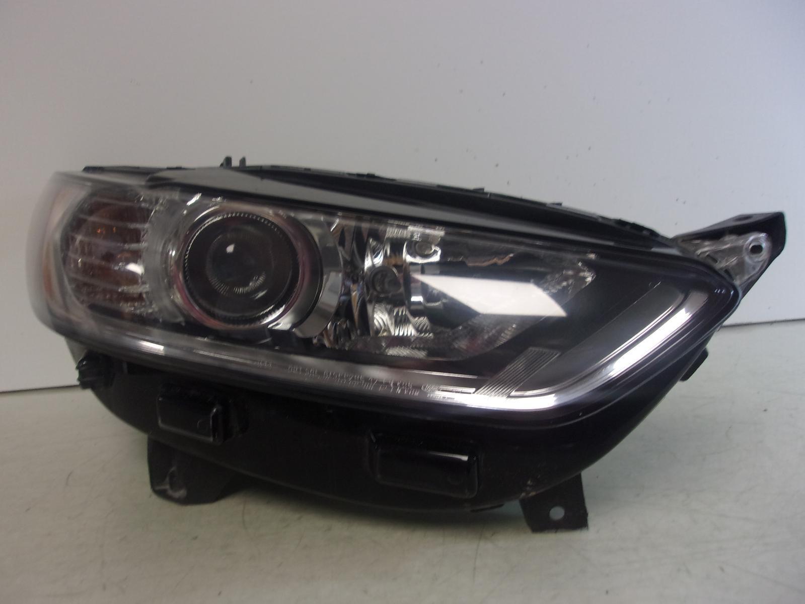 2013 2014 2015 2016 Ford Fusion Passenger RH Halogen Headlight OEM