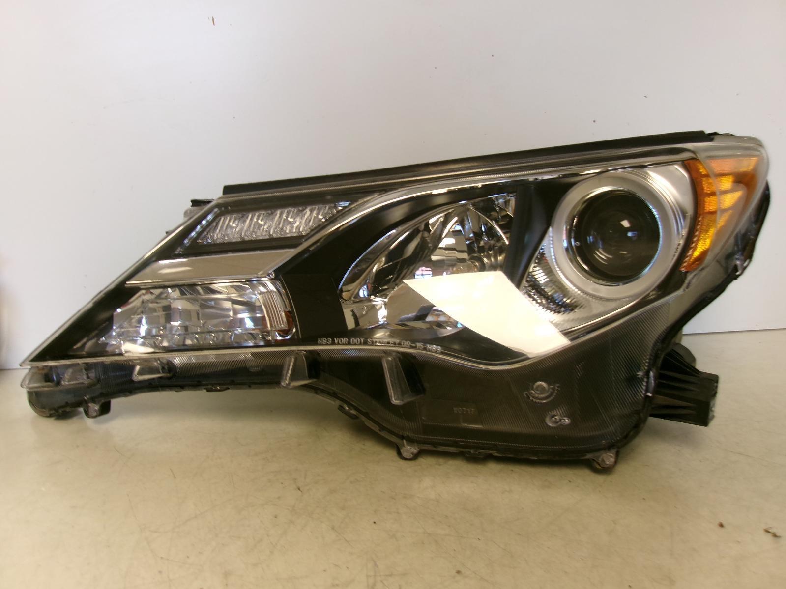 2013 2014 Toyota Rav4 Driver Lh Halogen Headlight OEM