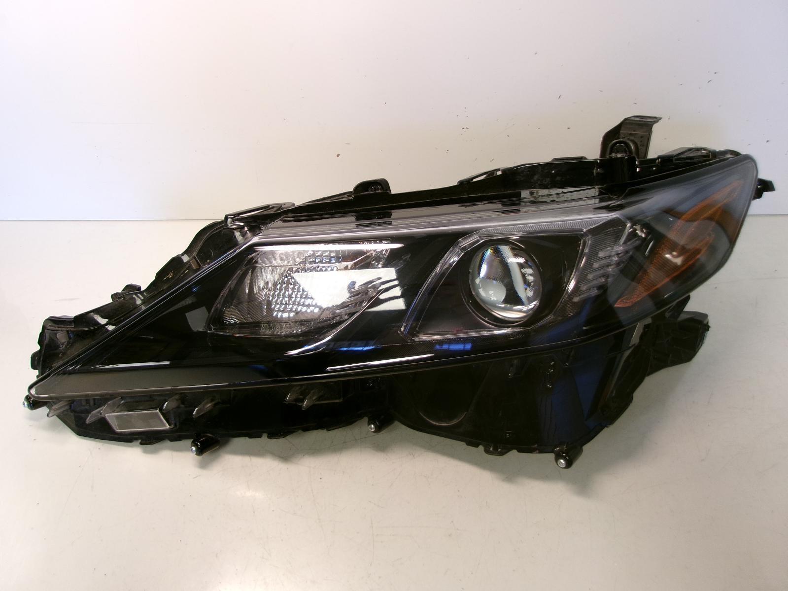 2021 2022 2023 Toyota Camry Driver Lh Bi-led W/ Black Trim Headlight OEM