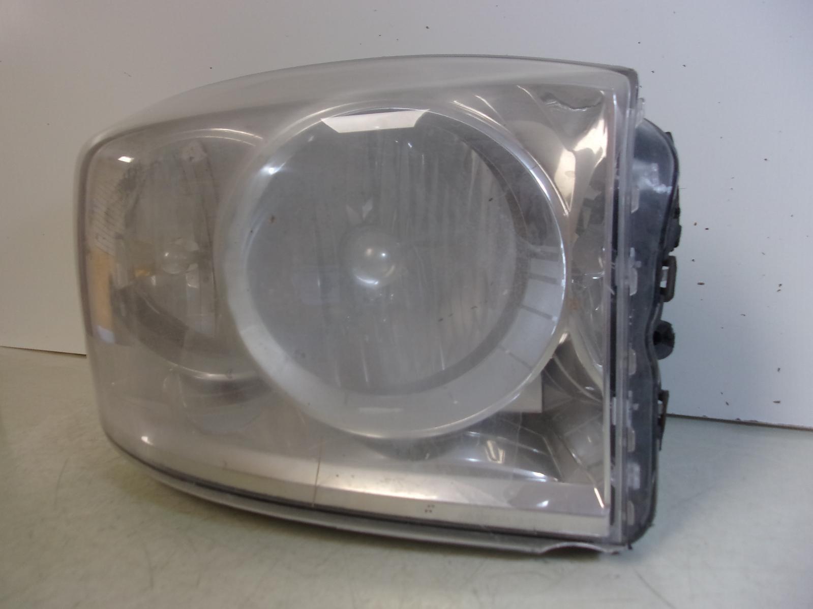 2007 2008 Dodge Ram 1500 Passenger RH Halogen Headlight OEM