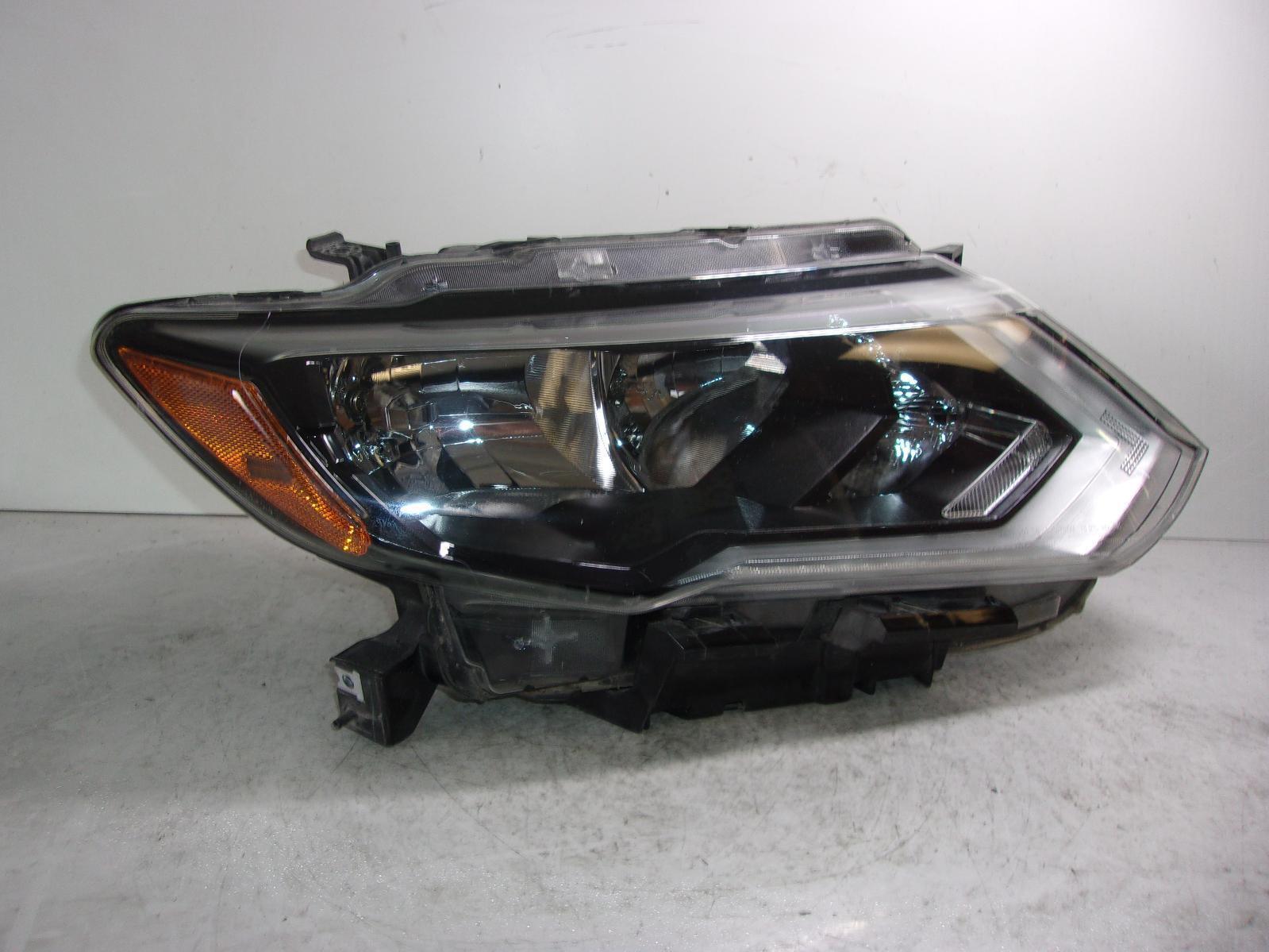 2017 2018 2019 2020 Nissan Rogue Rh Passenger Halogen Headlight OEM C20R