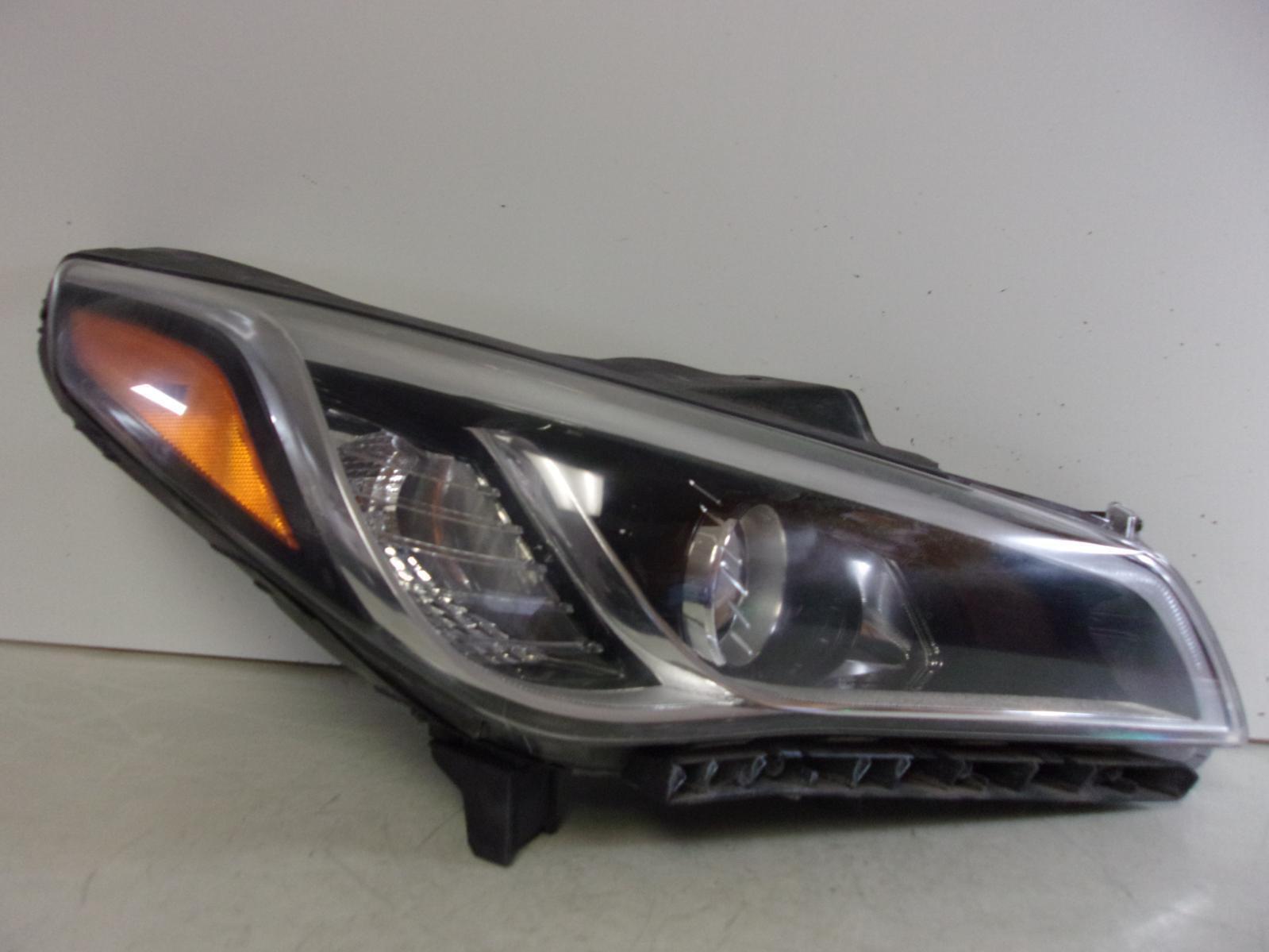 2015 2016 2017 Hyundai Sonata Passenger Rh Halogen Headlight w/o LED DRL OEM