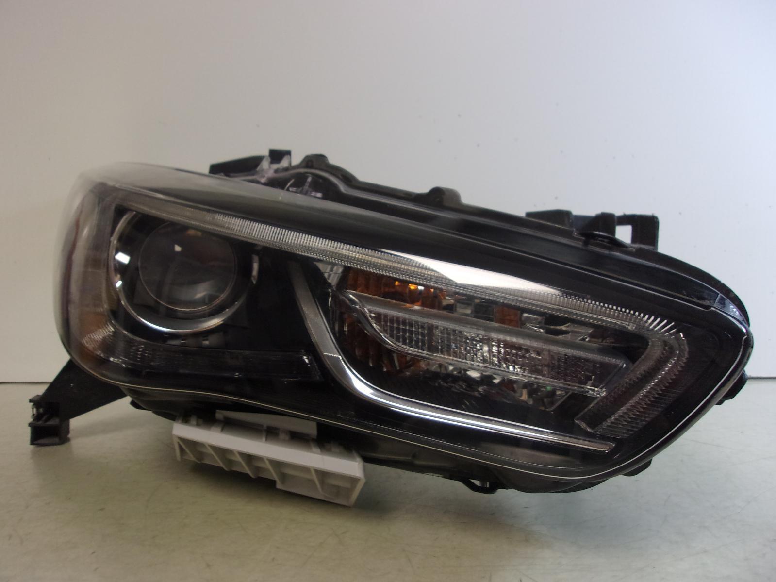 2017 2018 Infiniti QX60 Passenger RH Xenon HID Headlight OEM