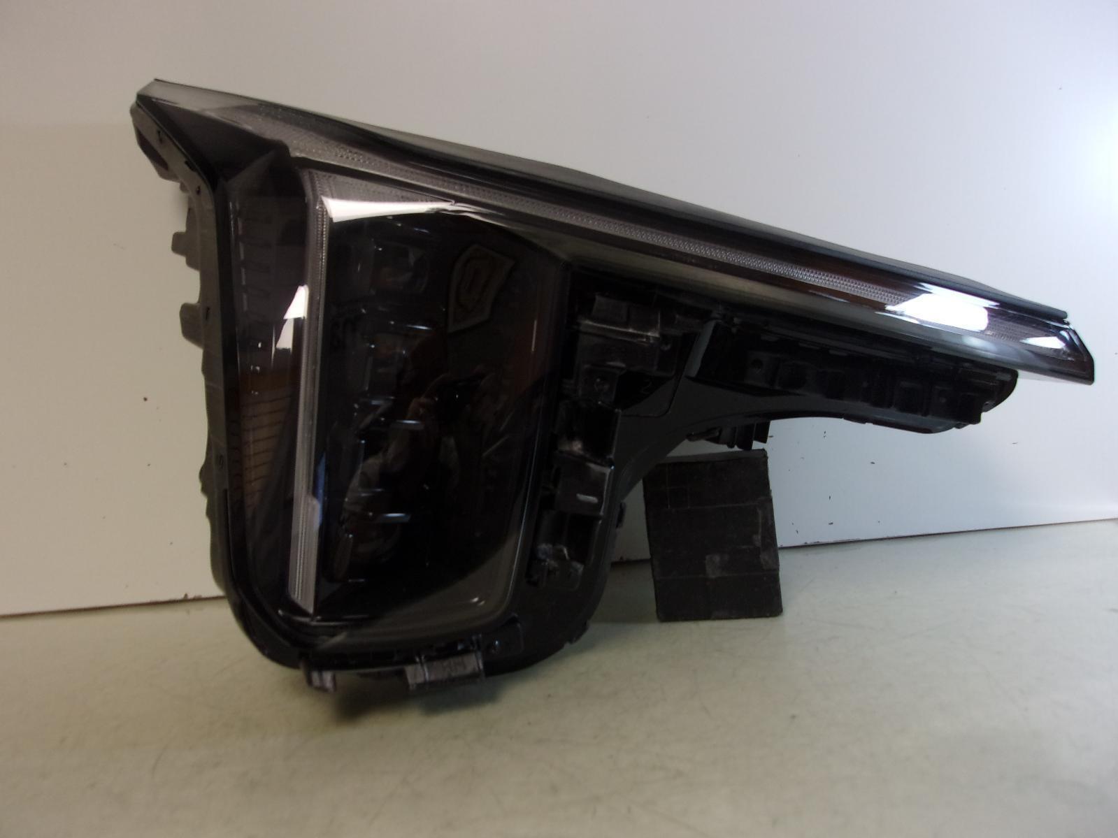 2024 205 Kia Sorento Passenger RH LED Headlight 92102-R5600 OEM