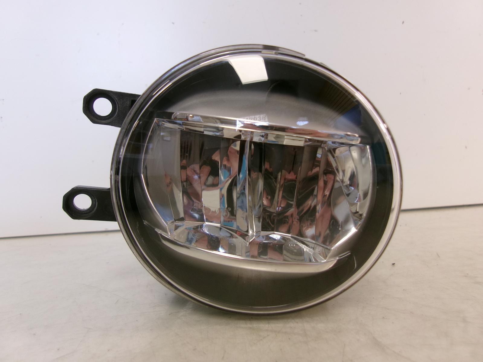 2015 Lexus Rx350 Passenger Rh Lower Led Fog Light OEM