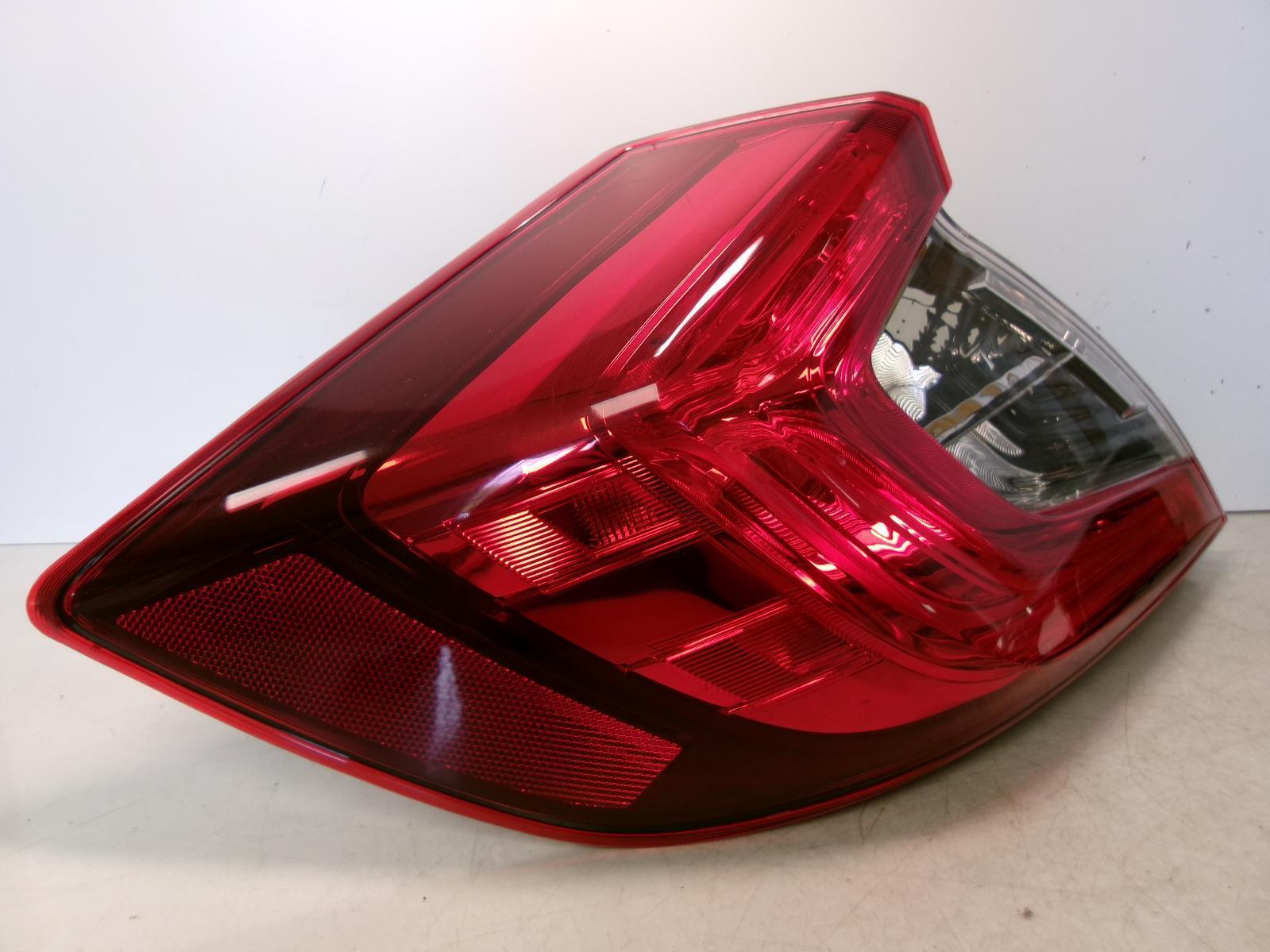 2016 2017 2018 2019 2020 2021 Honda Civic Sedan Driver LH Outer Tail Light OEM