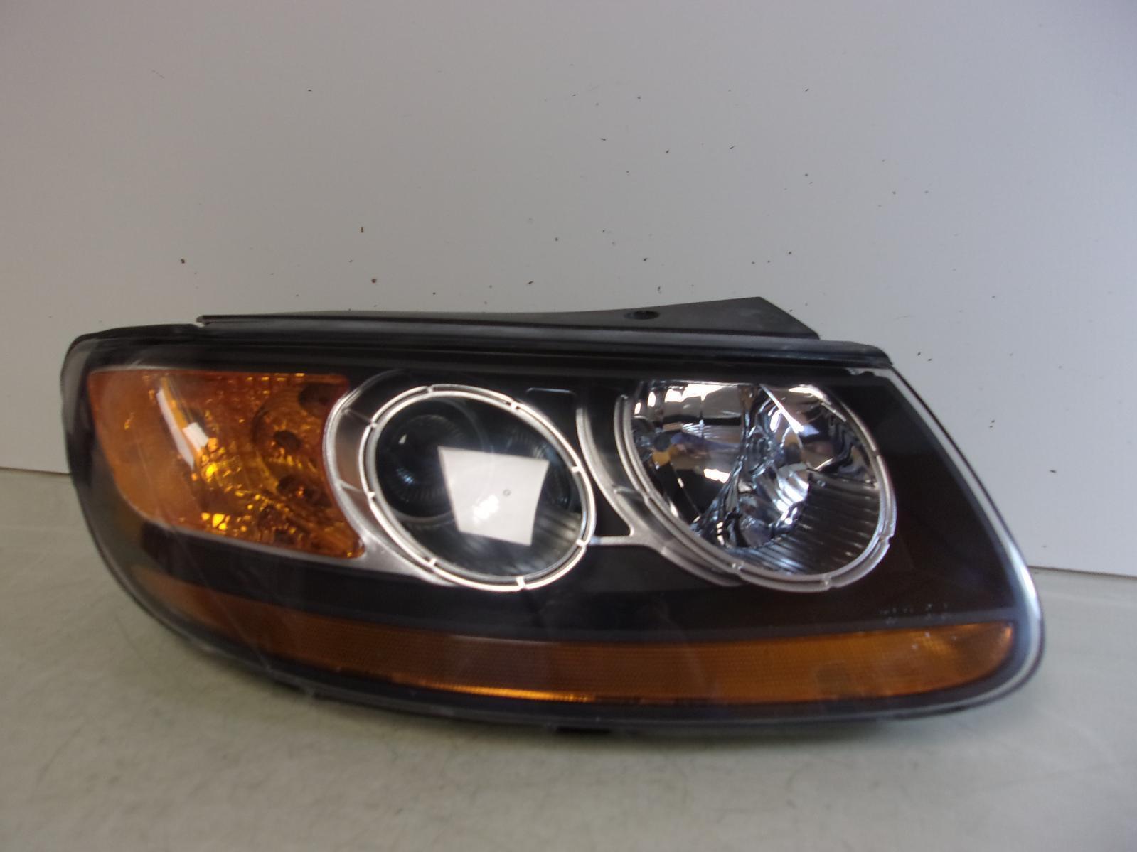 Fits 2007 Hyundai Santa Fe Passenger Rh Halogen Headlight By Eagle Eye