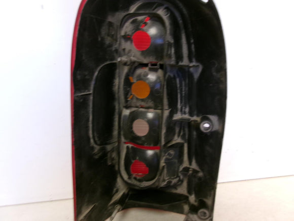 Fits 1997-2005 Chevrolet Venture / 1999-2005 Montana Passenger RH Tail Light