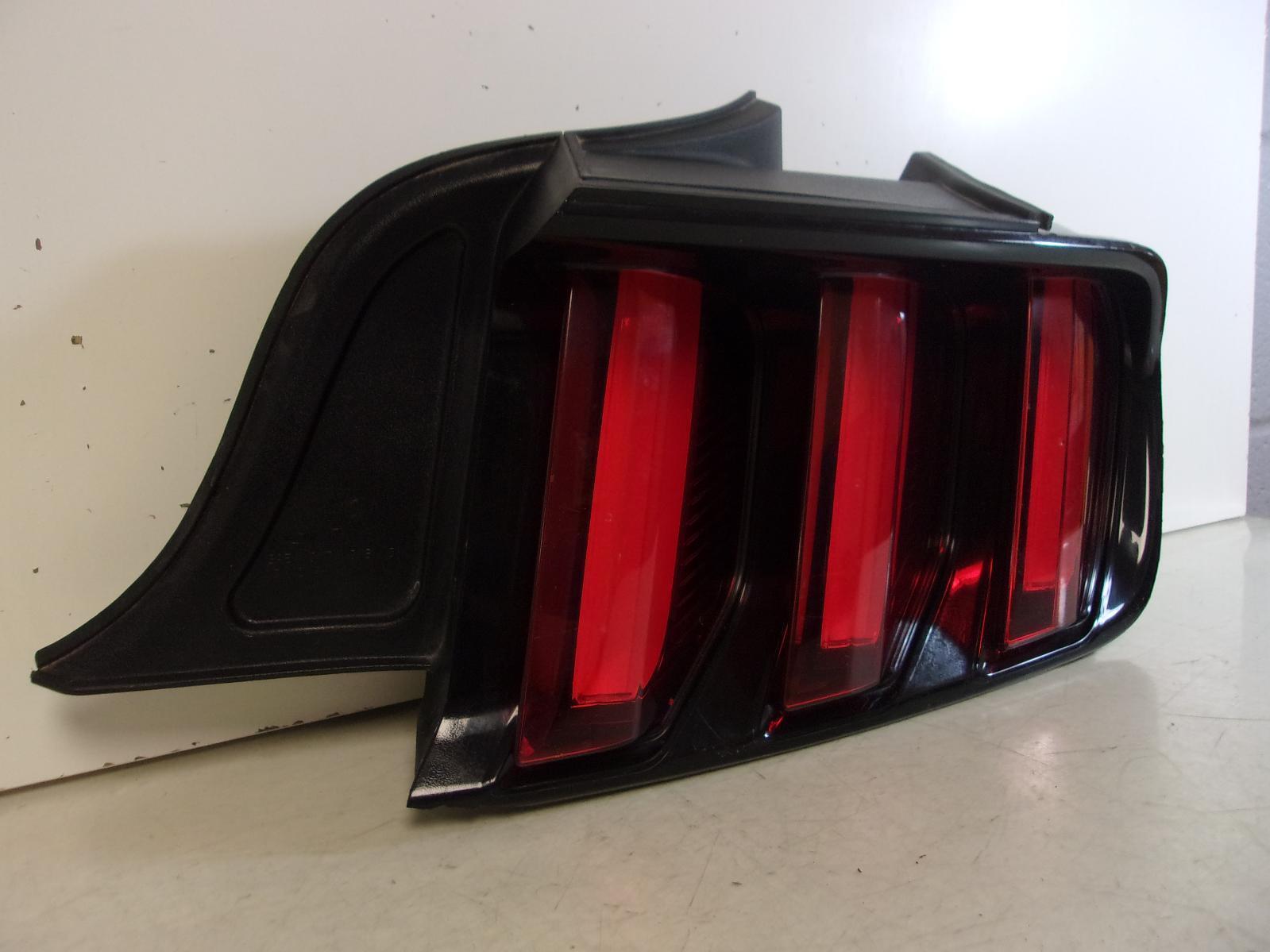 2015 2016 2017 2018 Ford Mustang Passenger RH LED Tail Light OEM - 0