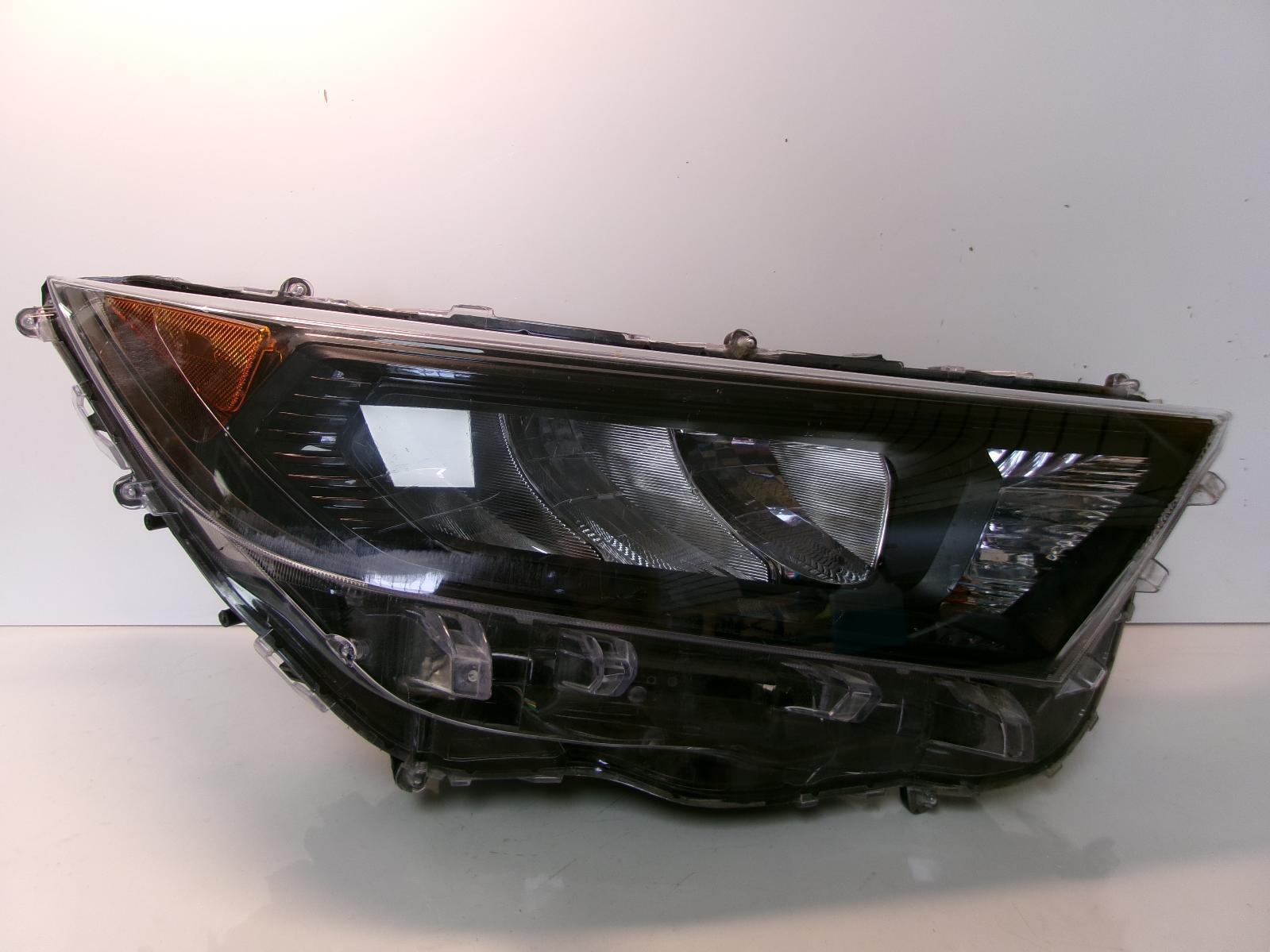 2019 2020 2021 Toyota Rav4 Passenger Rh Led Headlight OEM