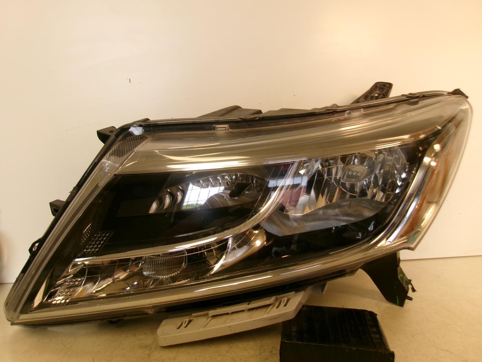 2013 2014 2015 2016 Nissan Pathfinder Driver Lh Halogen Headlight OEM