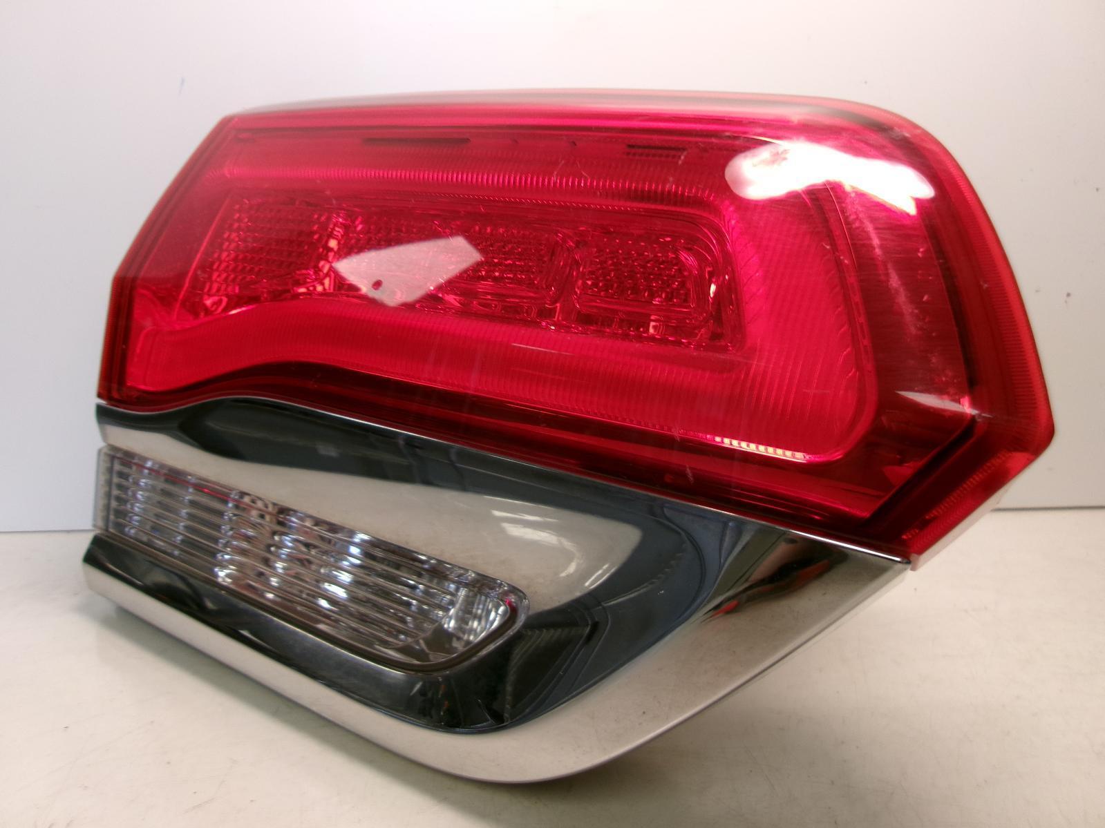 2015 2016 2017 2018 2019 Jeep Grand Cherokee Driver Lh Inner Lid Tail Light OEM