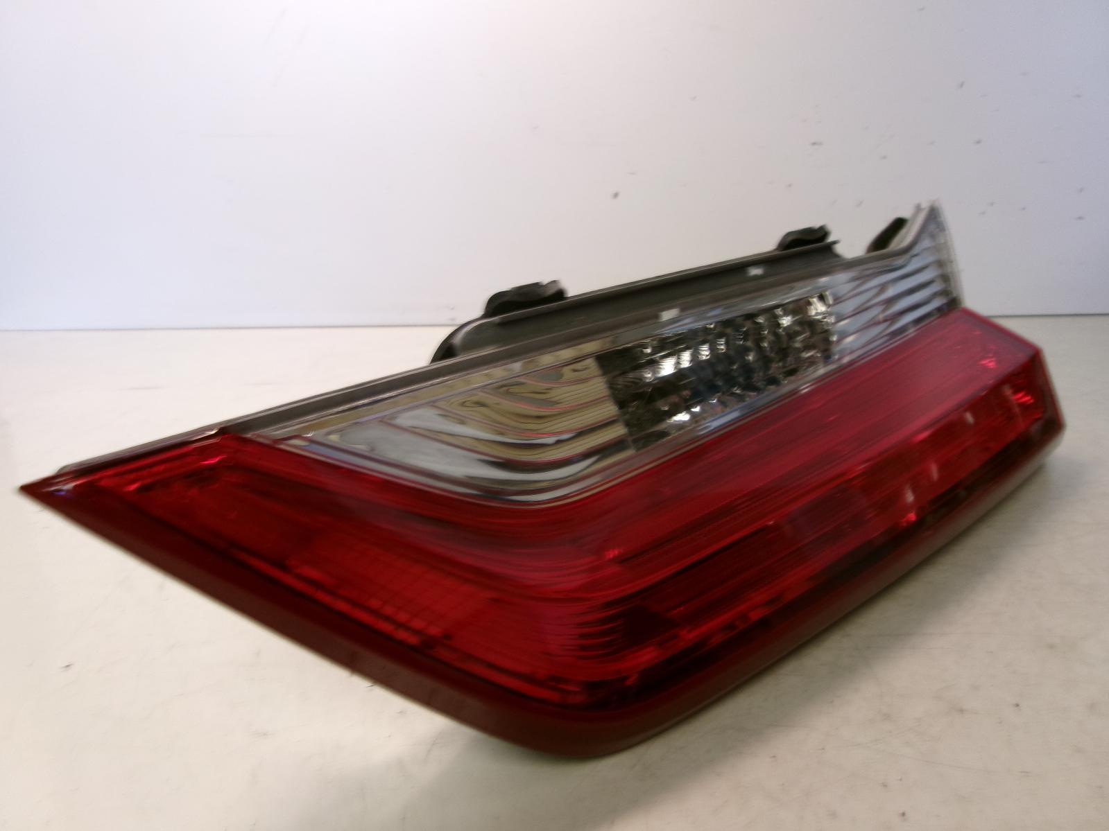 2017 2018 2019 Honda Cr-v Passenger Rh Inner Tail Light OEM