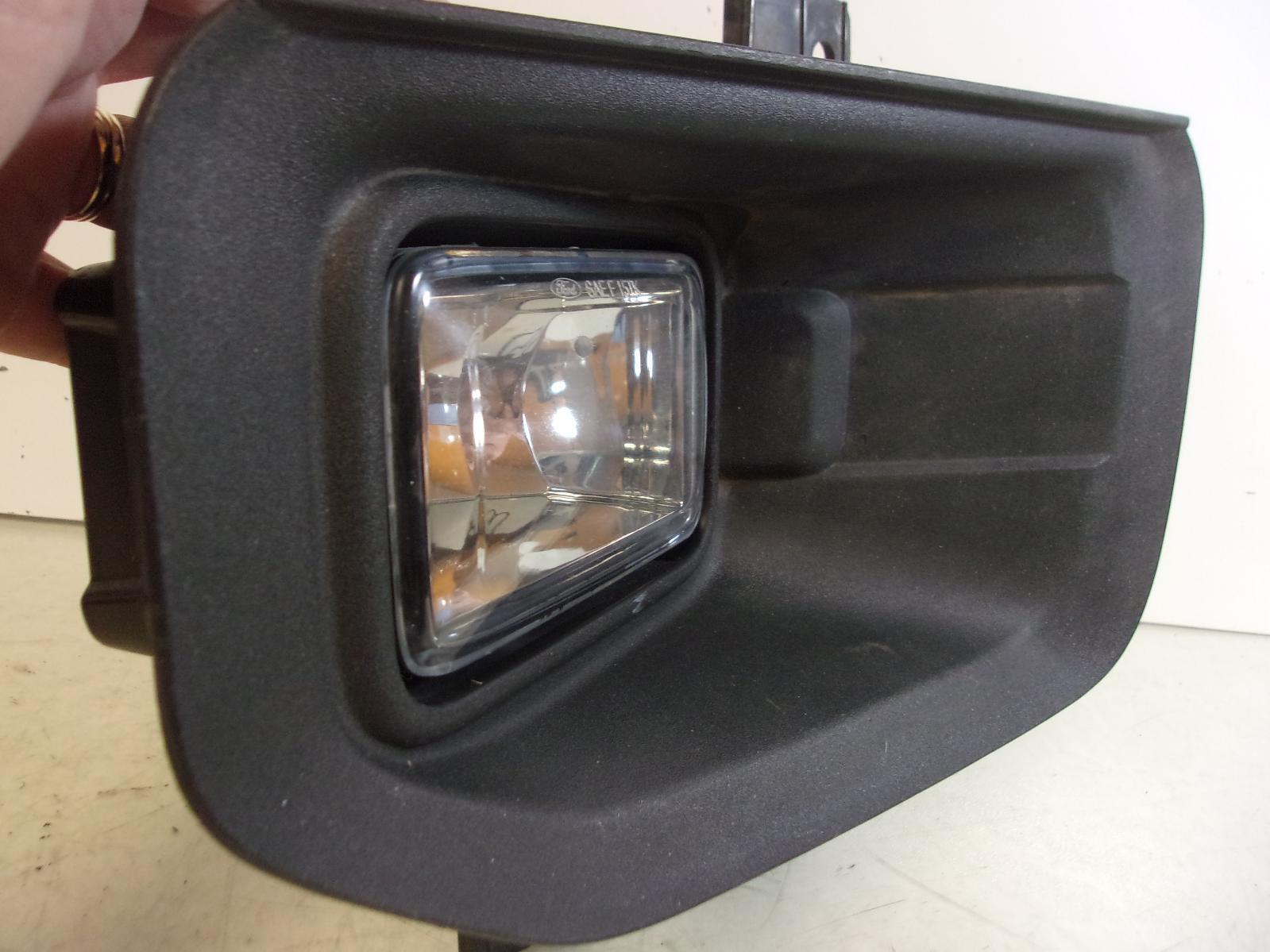 2015 2016 2017 Ford F150 Passenger RH Fog Light with Trim OEM