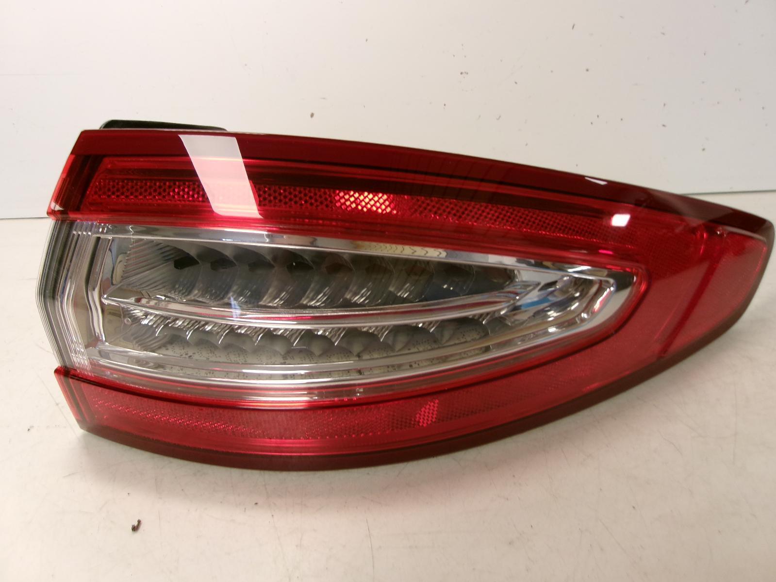 2013 2014 2015 2016 Ford Fusion Passenger Rh Quarter Panel Led Tail Light OEM