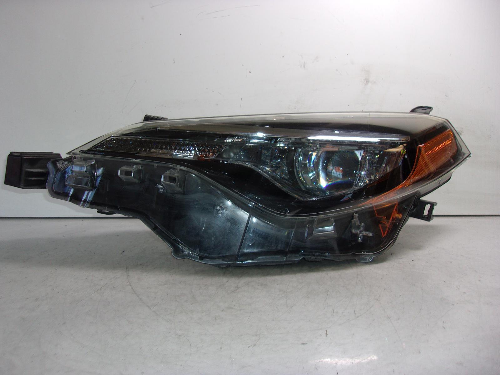 2017 2018 2019 Toyota Corolla Lh Driver Headlight OEM D21L