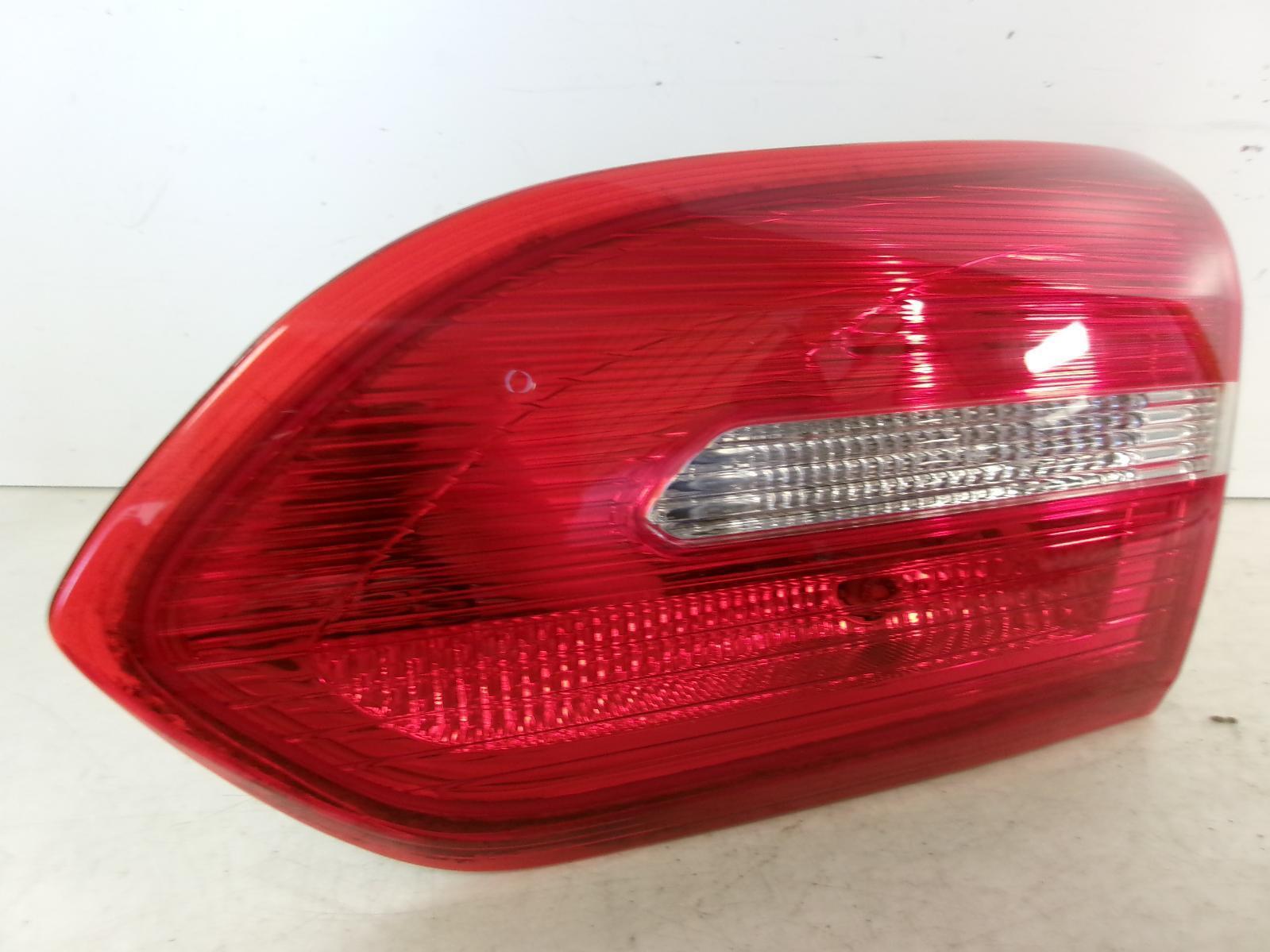 2017 2018 Ford Focus Passenger Rh Inner Lid Tail Light OEM