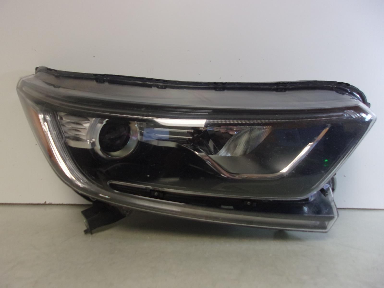 2019 Honda Cr-V Passenger RH Halogen Headlight OEM