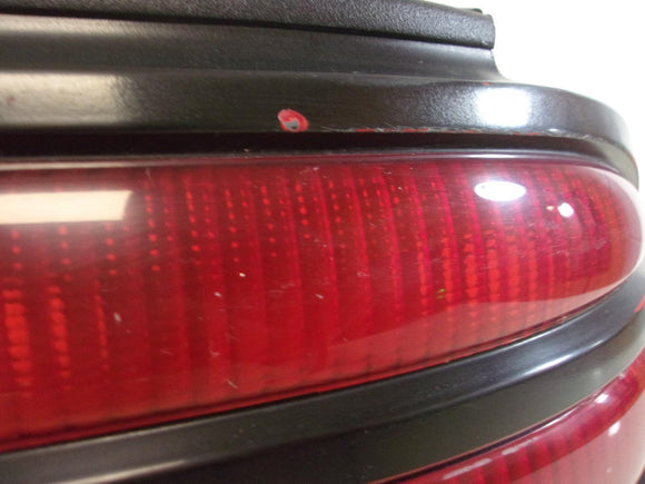 1994 1995 Ford Mustang Passenger RH Tail Light OEM