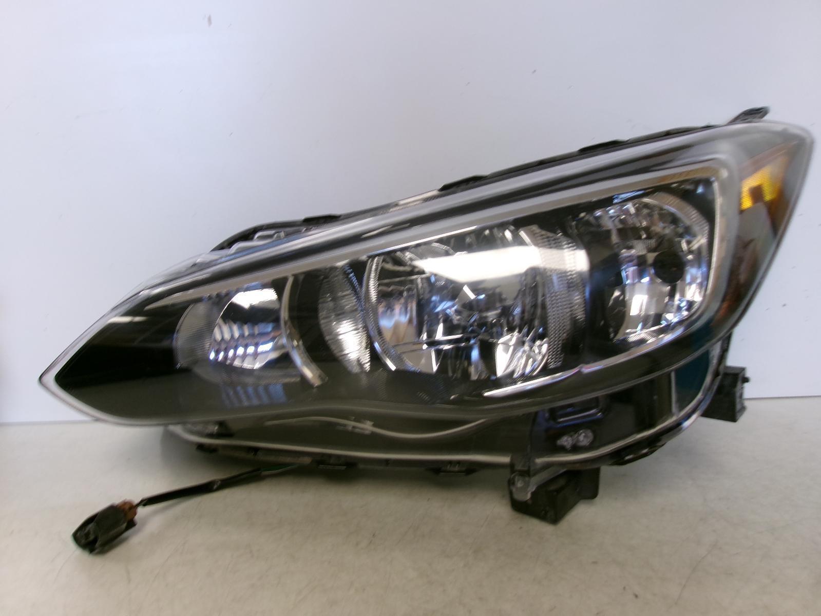 2017 - 2023 Subaru Impreza Driver Lh Halogen Headlight OEM